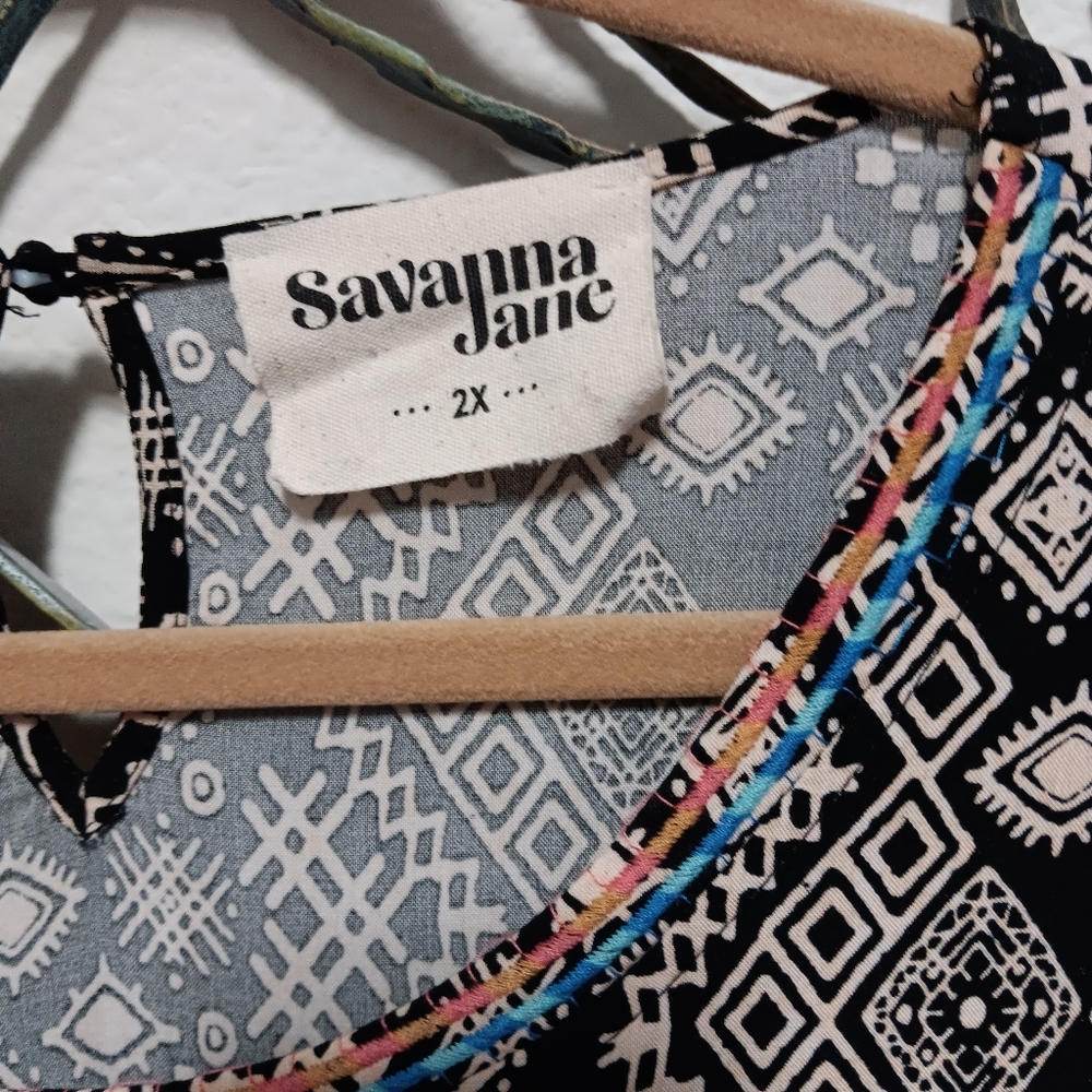 SAVANNA JANE print ruffle hem top, 2X - Picture 5 of 12